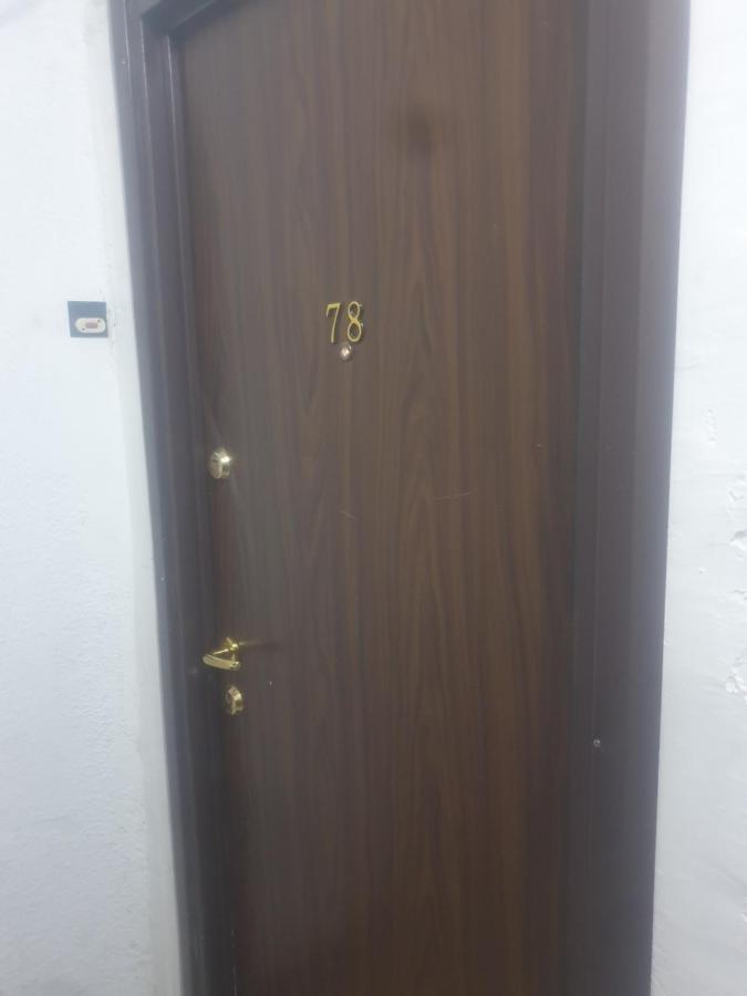 Two Rooms Central Bükreş Dış mekan fotoğraf