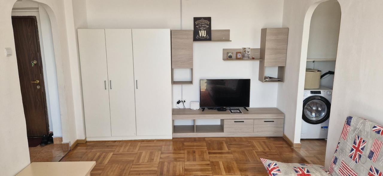 Two Rooms Central Bükreş Dış mekan fotoğraf
