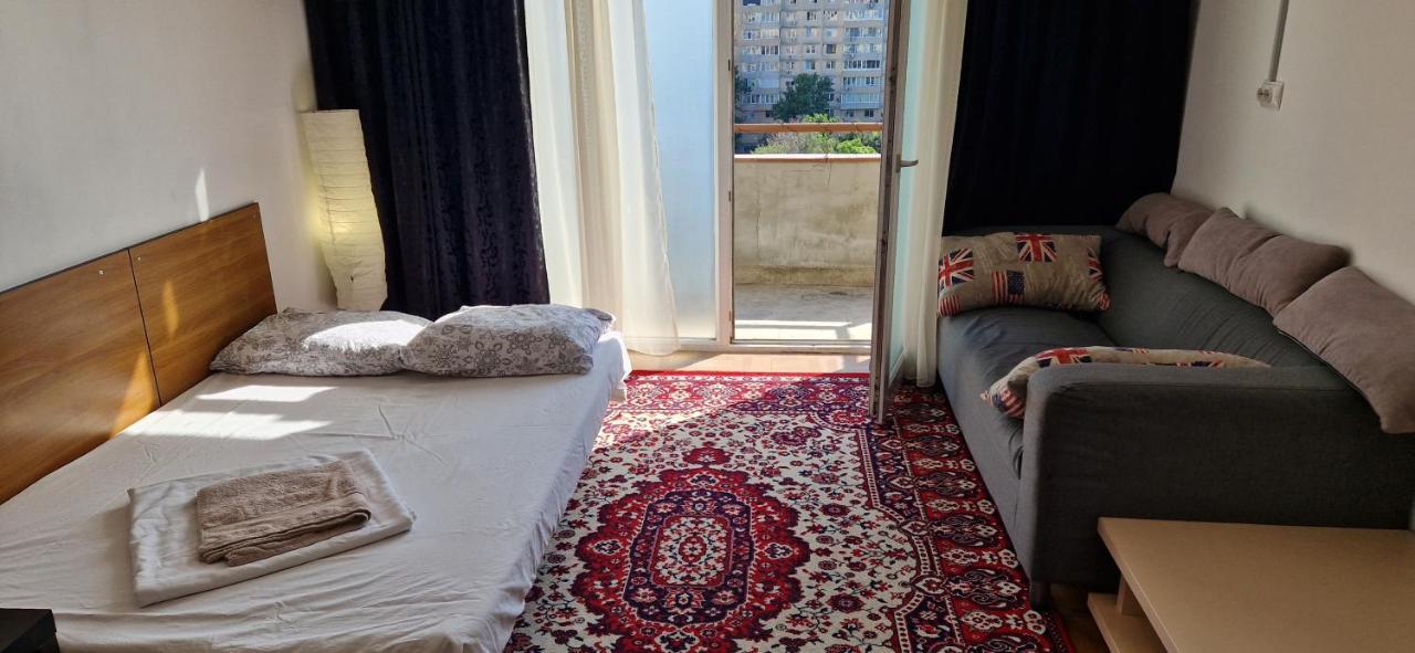 Two Rooms Central Bükreş Dış mekan fotoğraf